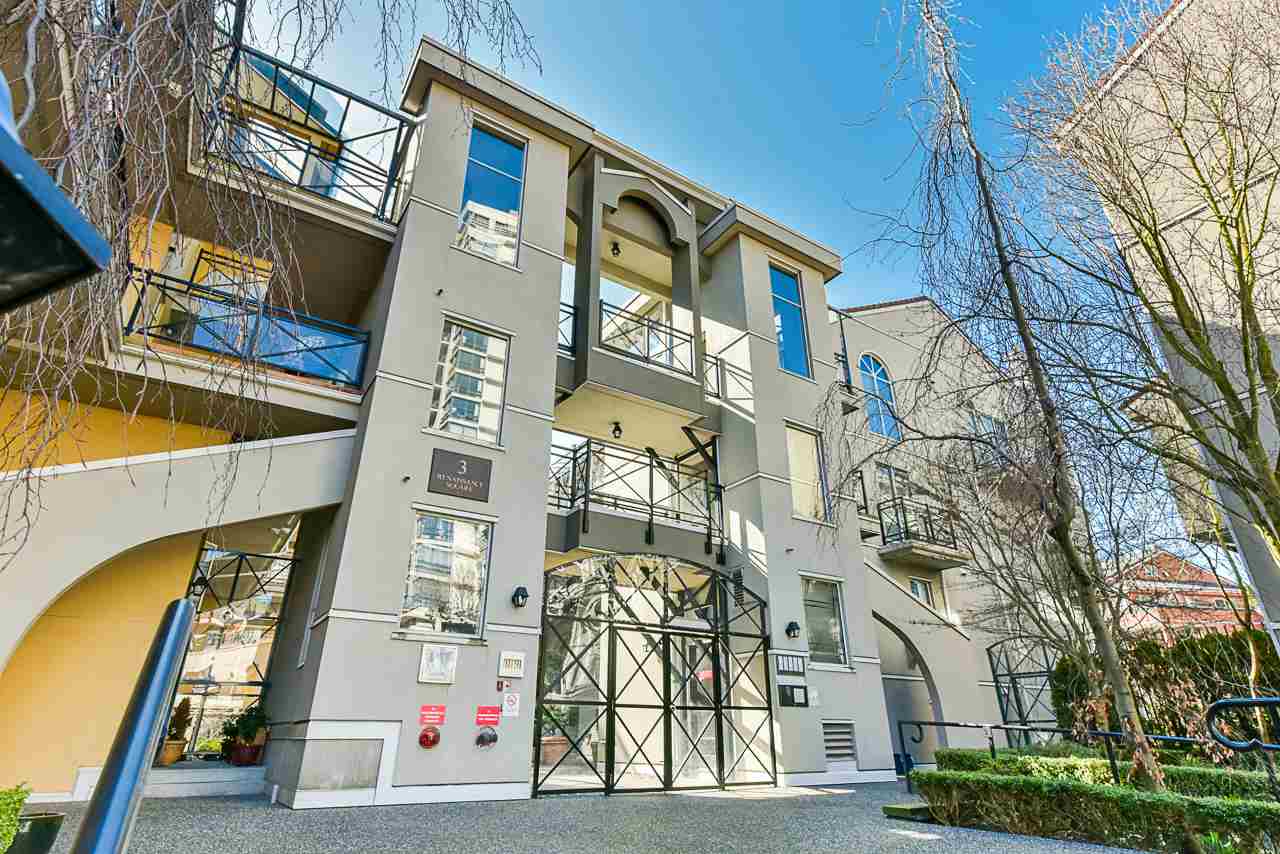 Sold Real Estate Property: 304 - 3 Renaissance Square, New Westminster, British Columbia, V3M 0B6
